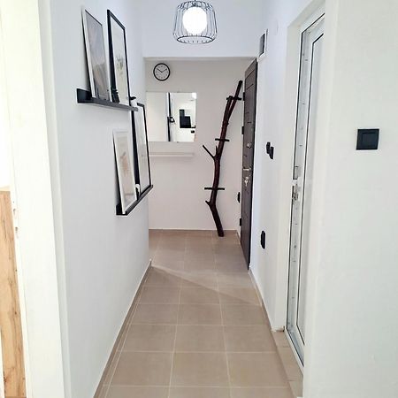 White House Apartments Haskovo Exterior foto